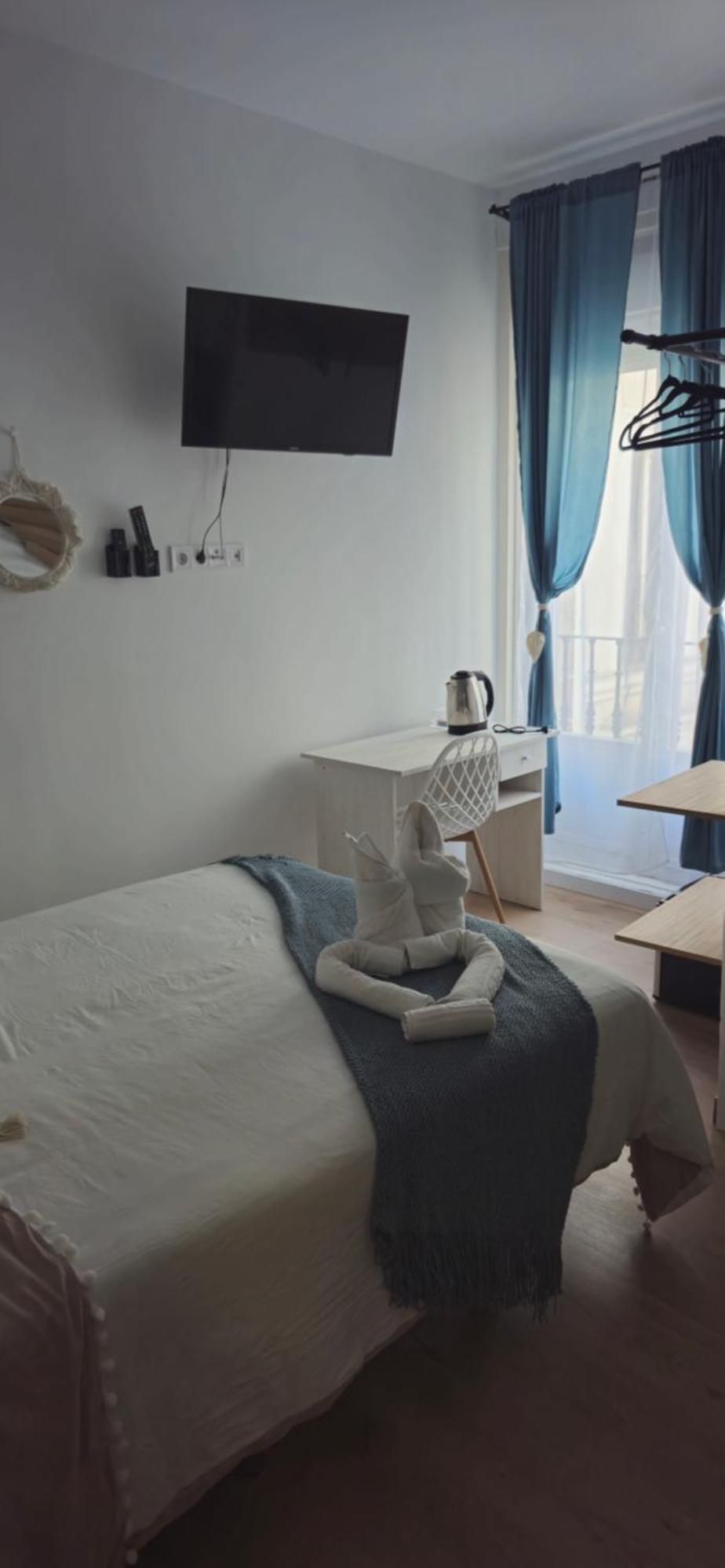 Quarto Duplo com Banheiro Privativo